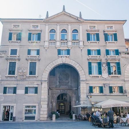 Domus Nova Palace - Italian Homing Vérone Extérieur photo