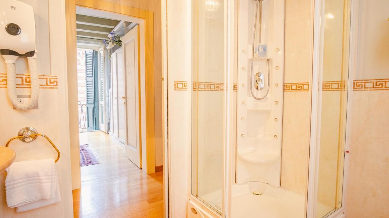 Domus Nova Palace - Italian Homing Vérone Extérieur photo
