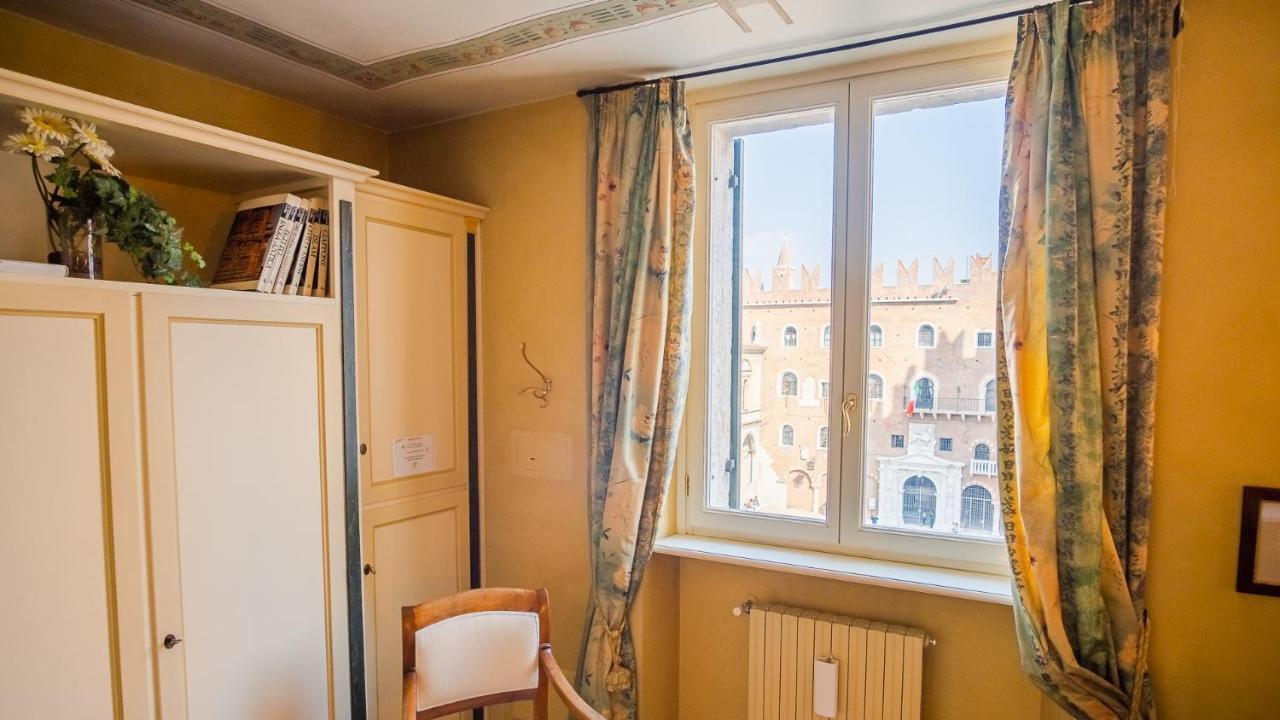 Domus Nova Palace - Italian Homing Vérone Extérieur photo