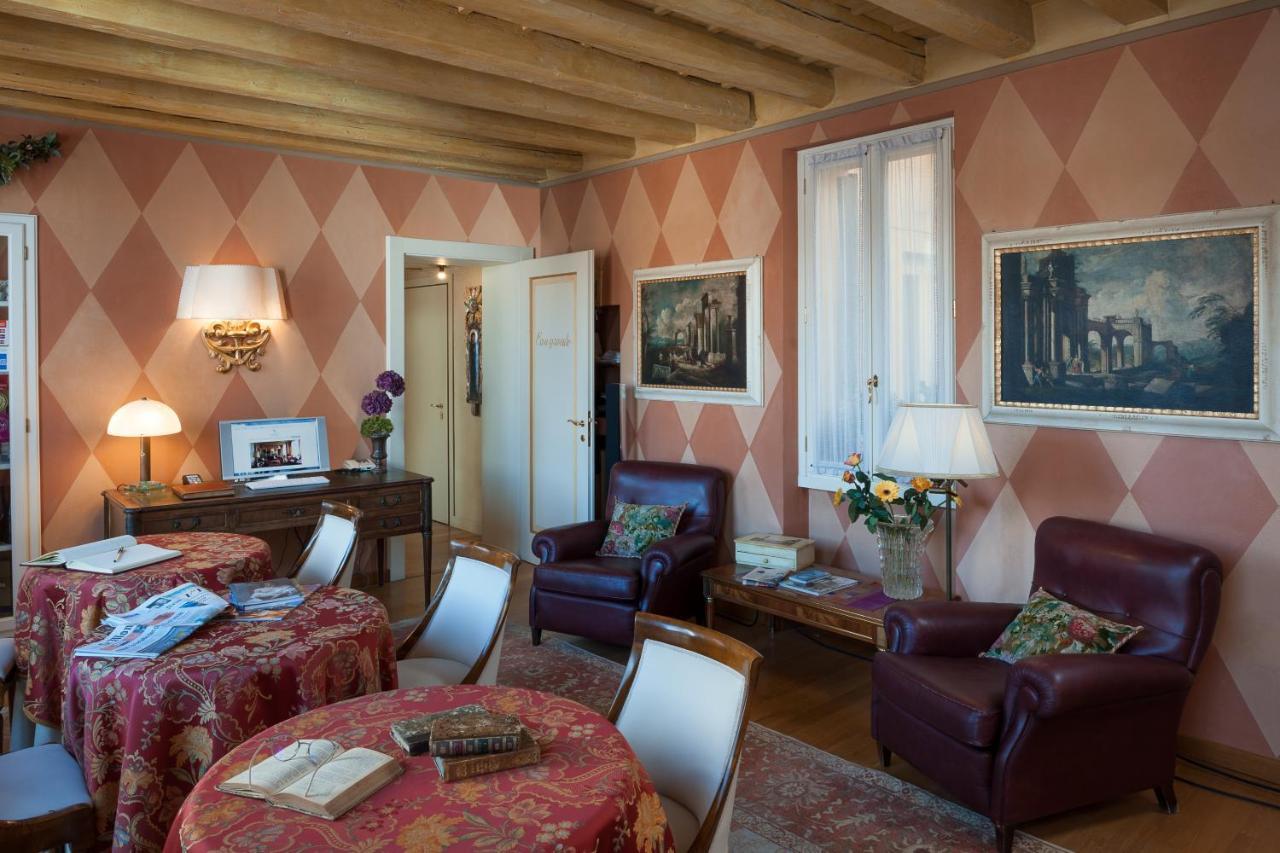 Domus Nova Palace - Italian Homing Vérone Extérieur photo